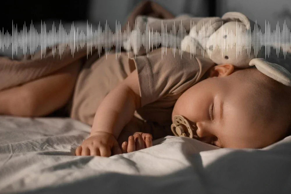 bébé dort avec un bruit blanc qui le berce