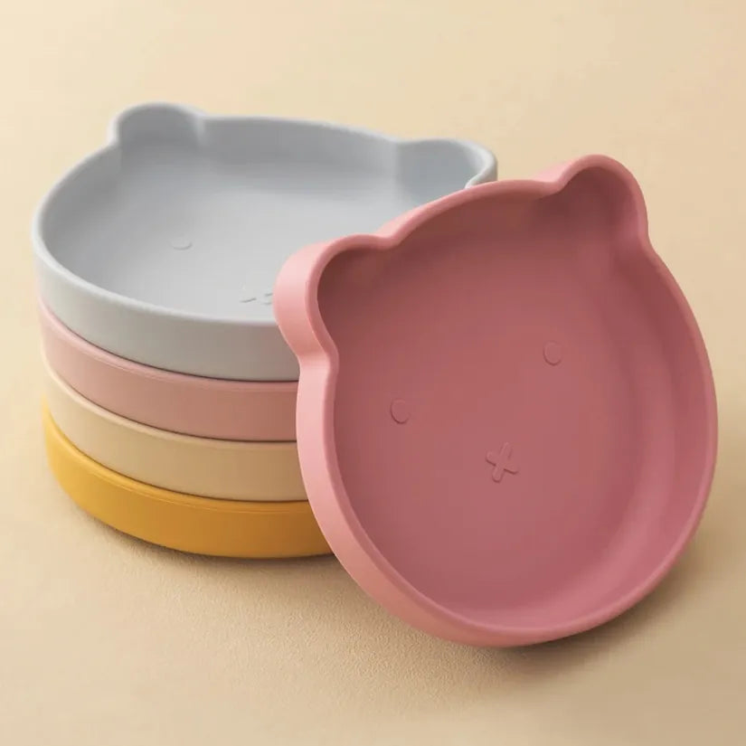Assiette bébé en silicone ours croisillon de différents coloris sur babybalade