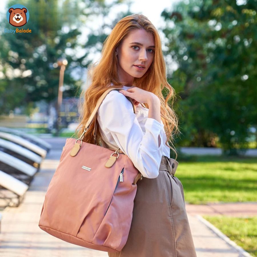 sac à langer bandoulière stylé pour les mamans à la mode
